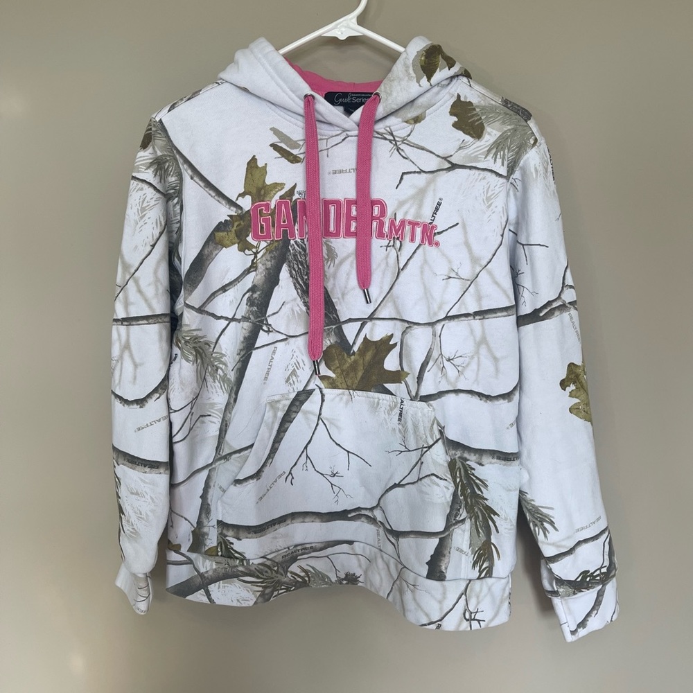 Gander Mtn women’s hoodie - gently worn, Sz: Medium